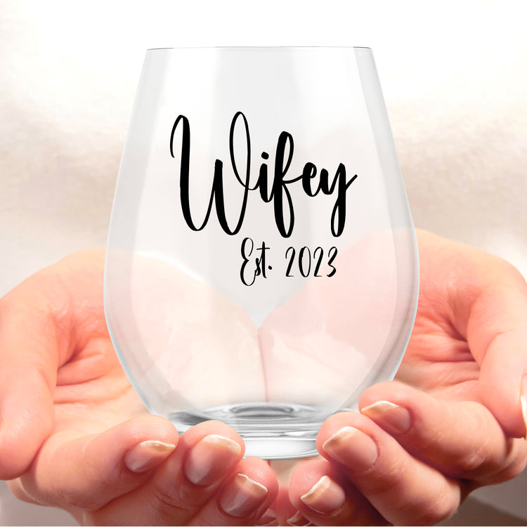 Wife & Hubby Est. Glass Set