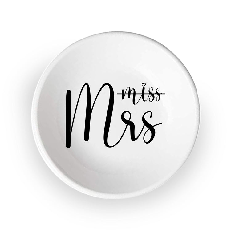 Custom Miss to Mrs Round Ring Dish