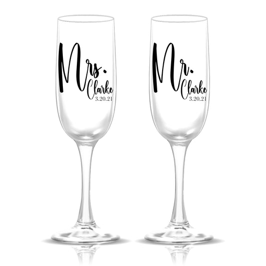 Personalized Mr. and Mrs. Wedding Toast Champagne Flutes